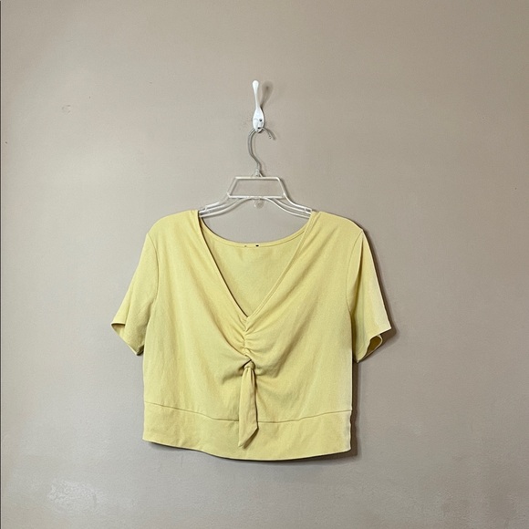 Lee Tops - Lee Yellow Crop Top for Women SZ XL